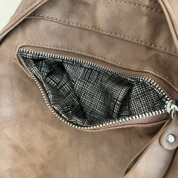 Leather Backpack - Picture 9 of 10